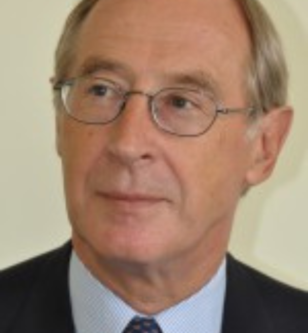 Botschafter i.R. Dr. Ferdinand TRAUTTMANSDORFF